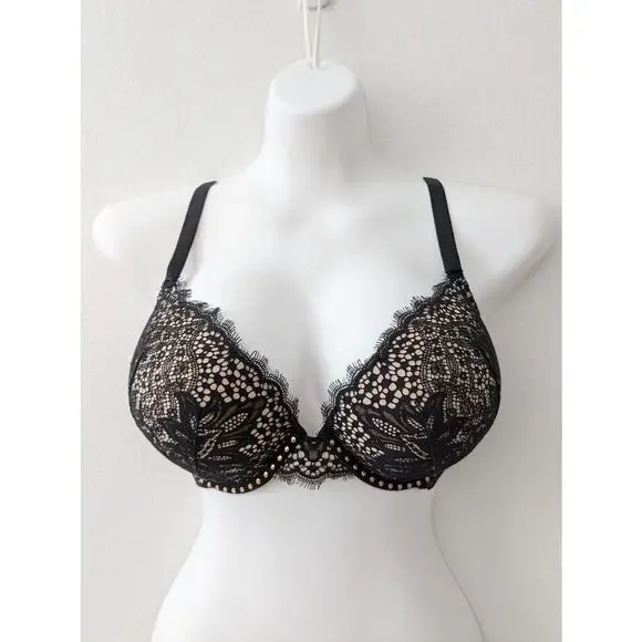 Victoria's Secret | Intimates & Sleepwear | Victorias Secret Very Sexy Push  Up Bra Underwire Padded Black Lace Studded 36dd